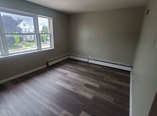 7708 W National Ave APT 9, West Allis, WI 53214