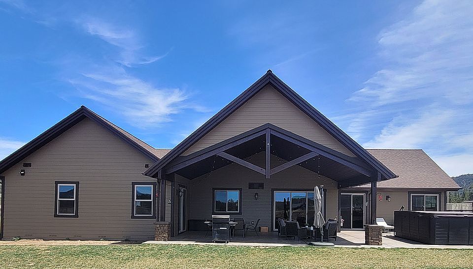 2nd image of 767 Cypress Ln