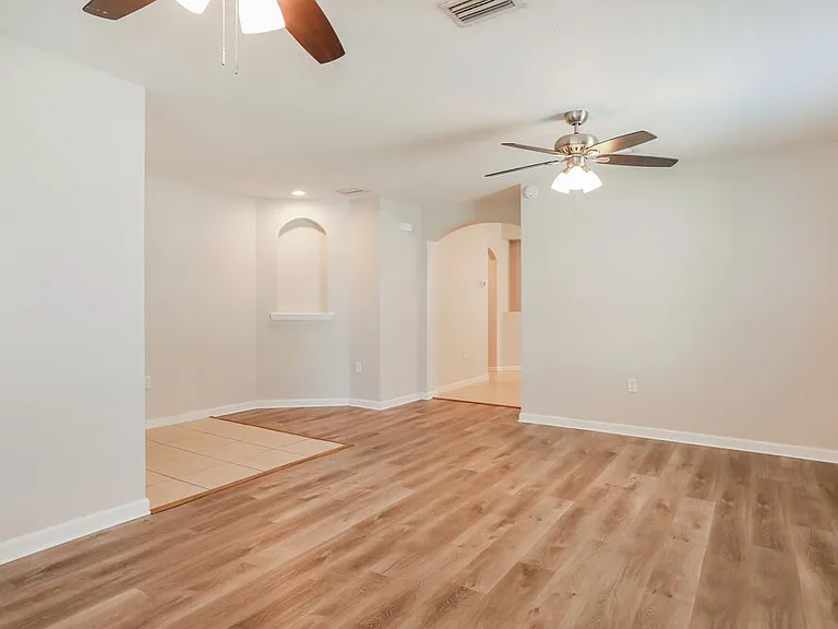 3315 Hidden Meadows Ct — Photo 5