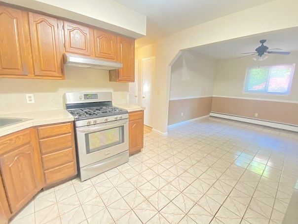 gas Kitchen & Dining room
