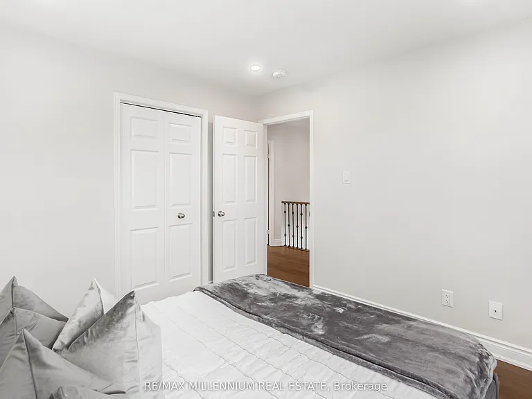 61 Mistywood Dr #UPPER — Photo 41