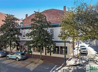 118 Bull St, Savannah, GA 31401