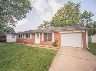 1305 Veile Dr, Belleville, IL 62220