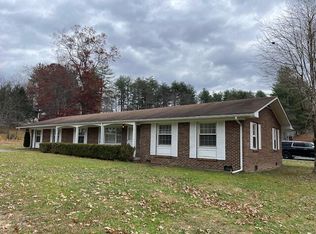 1806 Webster Rd, Summersville, WV 26651