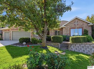 18235 C St, Omaha, NE 68130