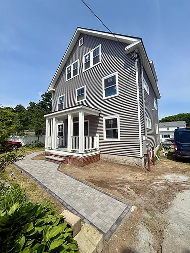 33-35 Leach St #3 Photo 1