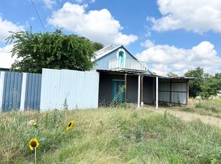240 Weber St, Moran, TX 76464