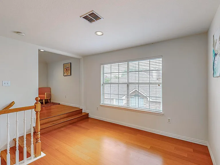 4428 Stromboli Dr — Photo 32