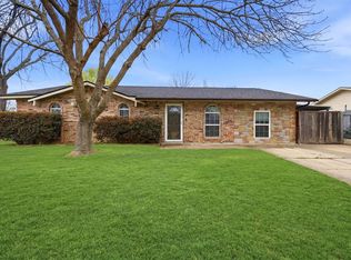 2401 Richmond Dr, Plano, TX 75074