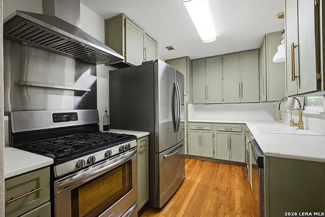 418 Nassau Dr — Photo 13