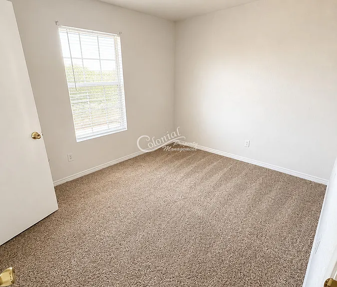 3805 Woodrow Dr #B — Photo 9