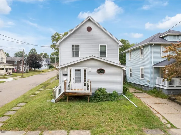 313 11th St SW, Massillon, OH 44647
