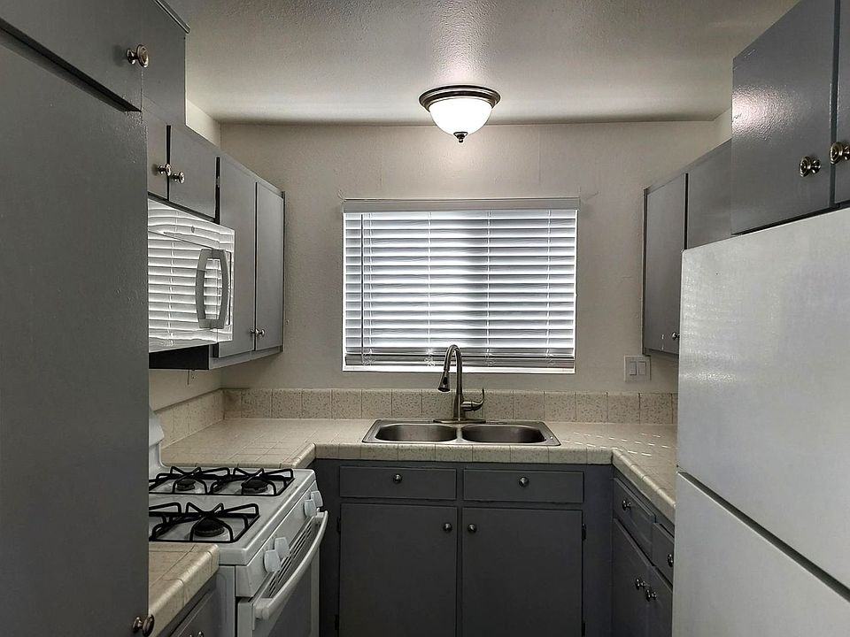 1st image of 4531 Kansas St APT 5