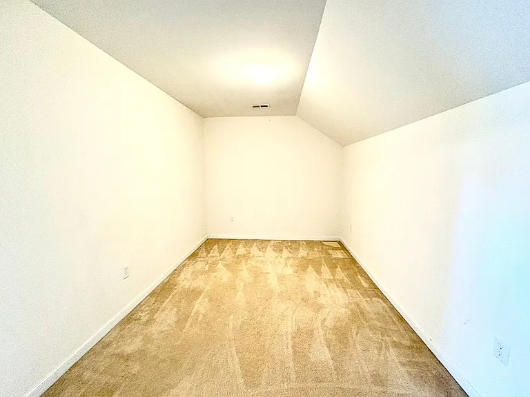 1118 Alcorn Ter — Photo 15