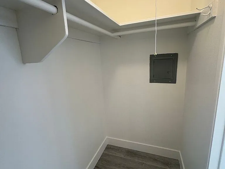 4445 Fanuel St #7 — Photo 11