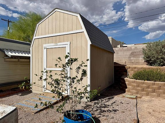 5th image of 1507 Christy Ln