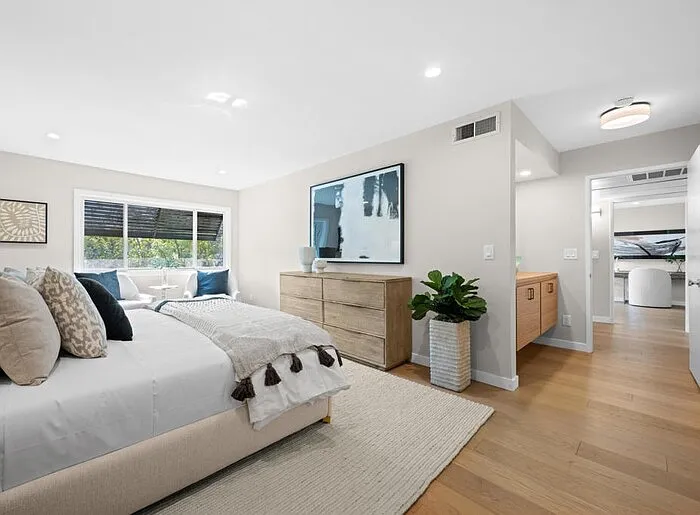 266 S Madison Ave #266 — Photo 16