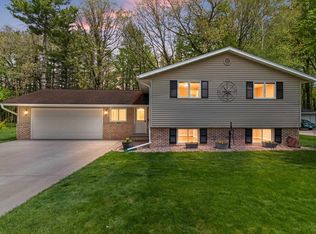 247 Northridge Dr, Shawano, WI 54166