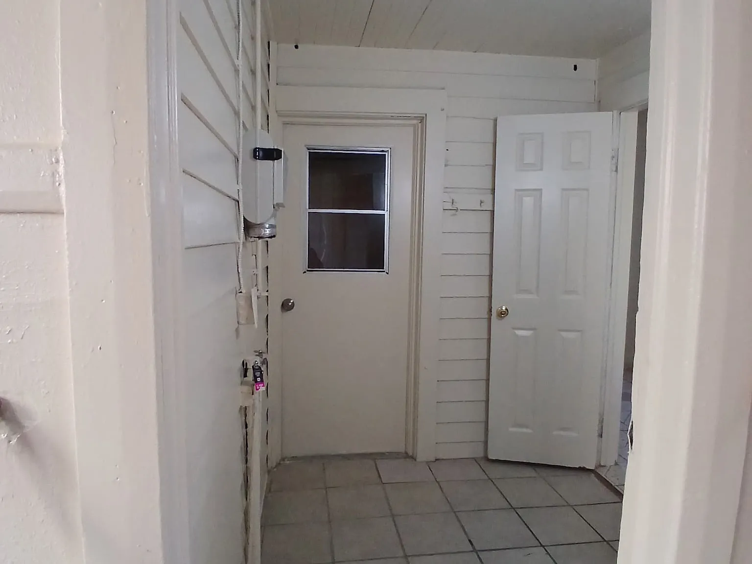 4 bed, 1200 sqft, $3,395 — Photo 4