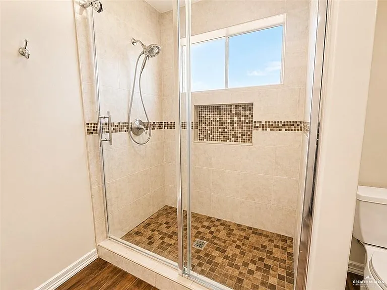 1711 Highland Park Ave — Photo 12