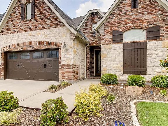 4th image of 1030 Crystal Falls Dr