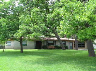 250 Hummingbird Ln, Kerrville, TX 78028