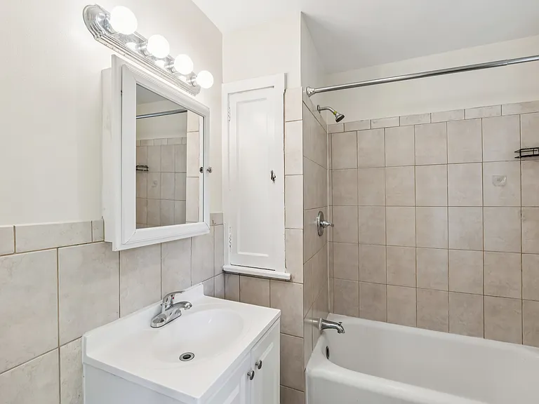 7504 Hopkins Ave — Photo 6