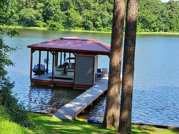 4th image of 4109 Lakeshore Dr