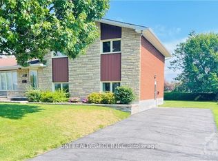 127B Centenaire St, Russell, ON K0A 1W0