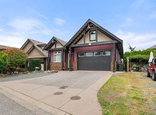 45419 Magdalena Pl, Chilliwack, BC V2R0K7