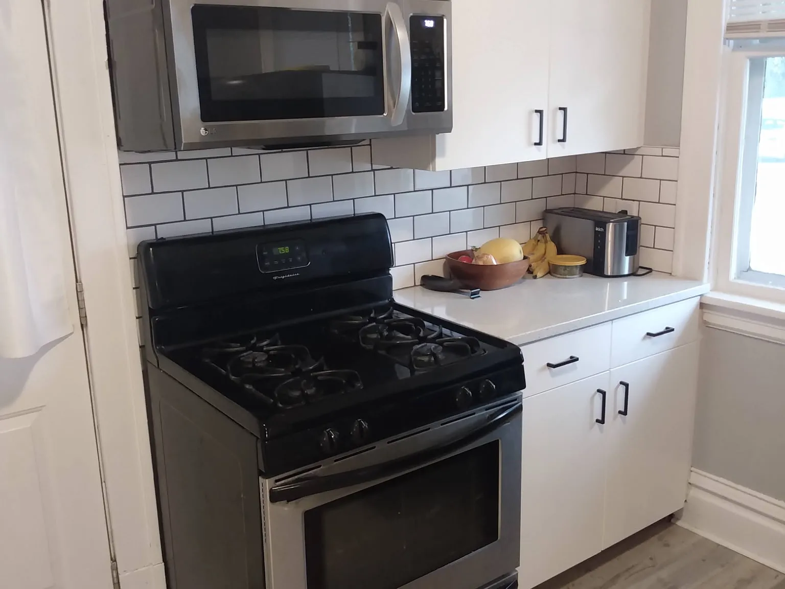 431 Central Ave — Photo 2