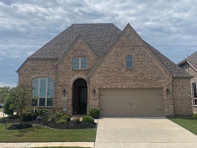 1st image of 1624 Golf Club Dr
