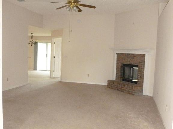 2nd image of 11295 Hendon Dr