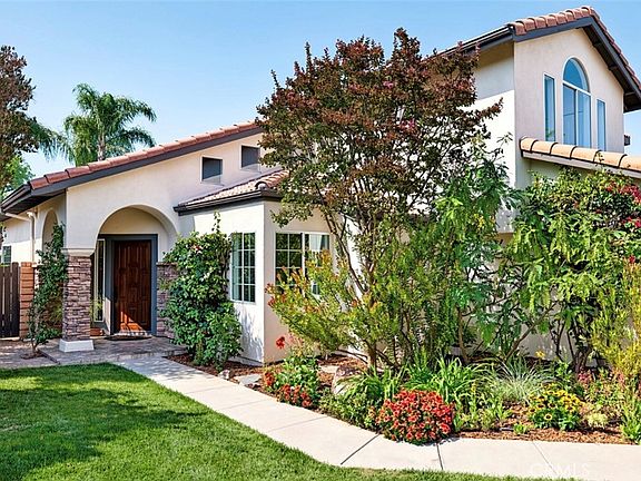 5th image of 30585 Colina Verde St