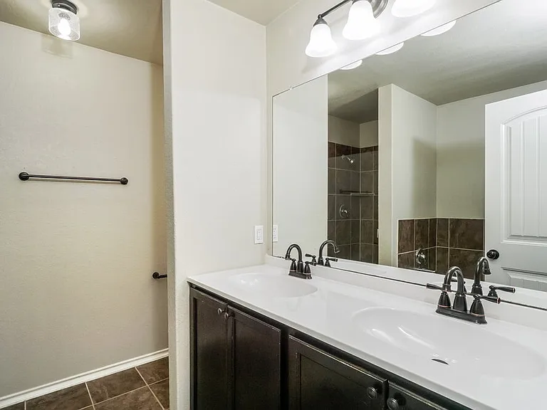 1433 Anise Ln — Photo 15