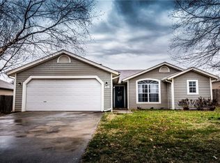3426 W Yale St, Fayetteville, AR 72704