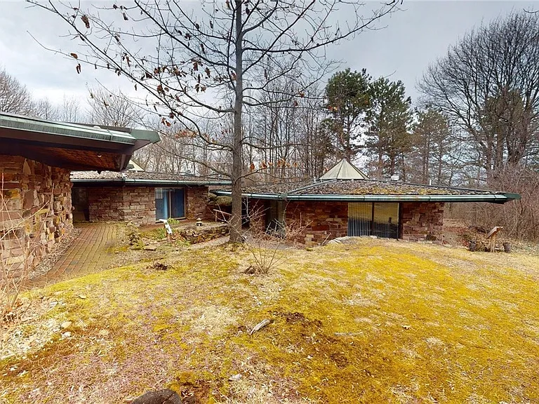 200 Steele Rd — Photo 25