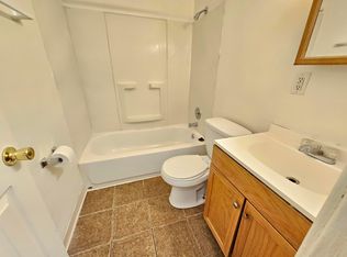 4836 Lee Rd #A11, Cleveland, OH 44128