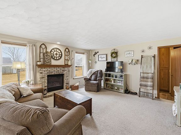 4th image of N9678 Hopfensperger Rd