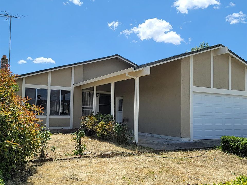 1st image of 173 River Pines Way