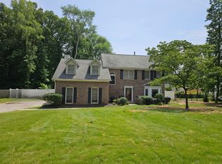 402 Walnut Grove Rd, Peachtree City, GA 30269