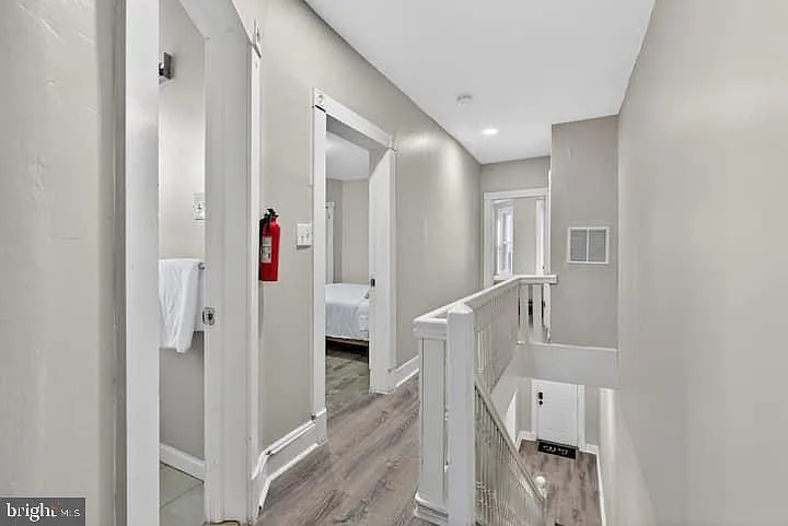 1119 Montello Ave NE — Photo 31