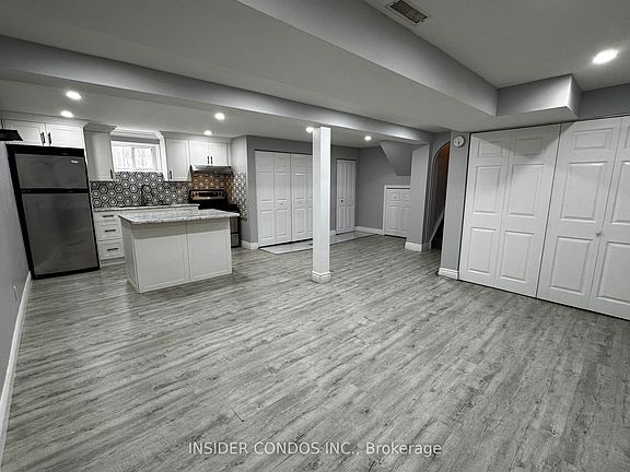 2nd image of 49 Doncaster Dr #Basement