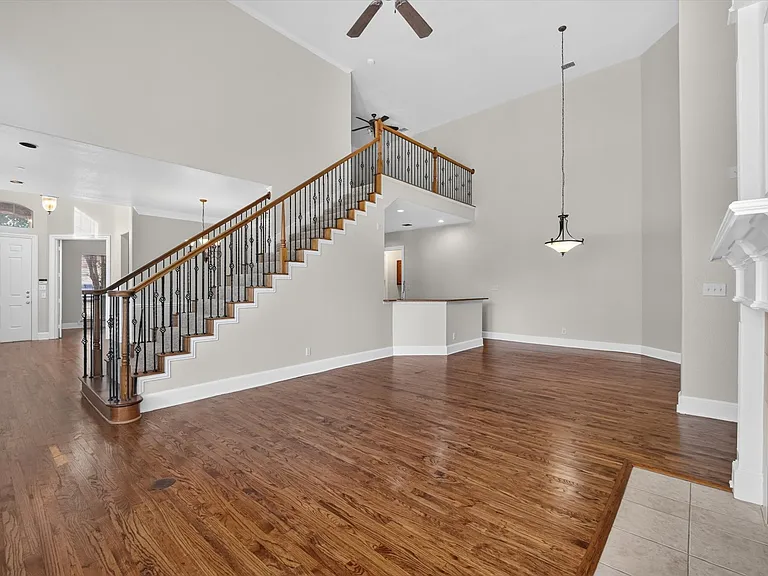 1145 Pedernales Trl — Photo 6