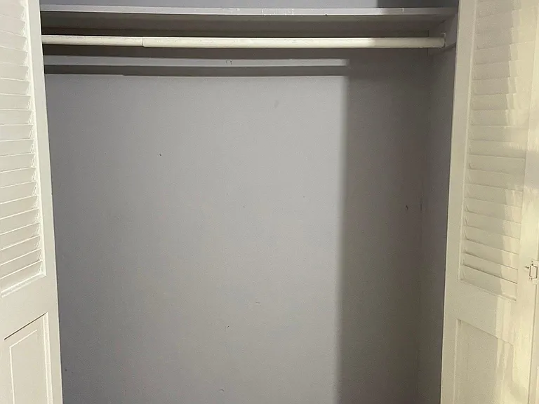 662 Noble Ave #2 — Photo 6