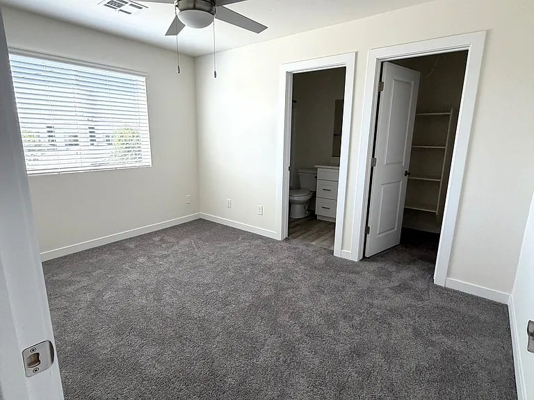 3148 N 37th St #2 — Photo 12