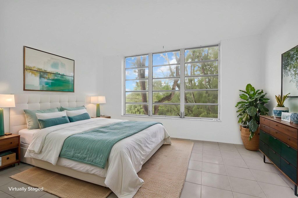 3051 S Palm Aire Drive Unit 308, photo 4