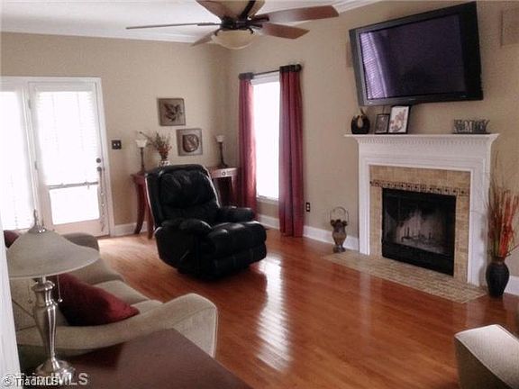 4th image of 5714 Bayleaf Ln
