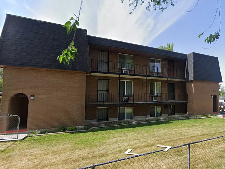 2707 S Adams Street — Photo 15