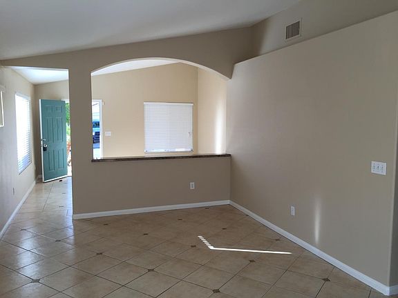 4th image of 8024 Shady Glen Ave